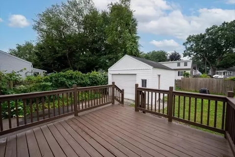 80 Steuben St, Springfield, MA 01151 photo 5