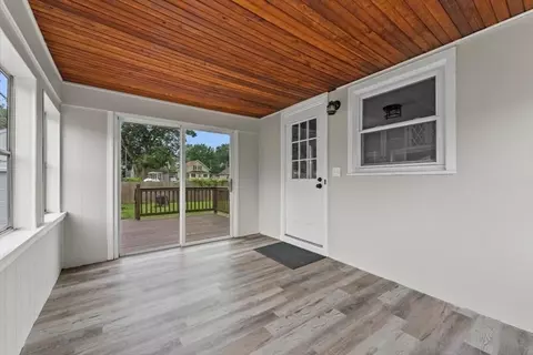 80 Steuben St, Springfield, MA 01151 photo 8
