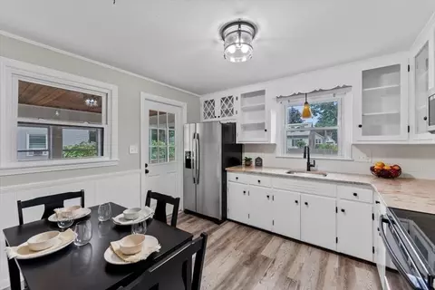 80 Steuben St, Springfield, MA 01151 photo 14