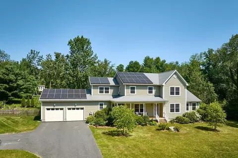 2 Deer Haven Dr, Williamsburg, MA 01039