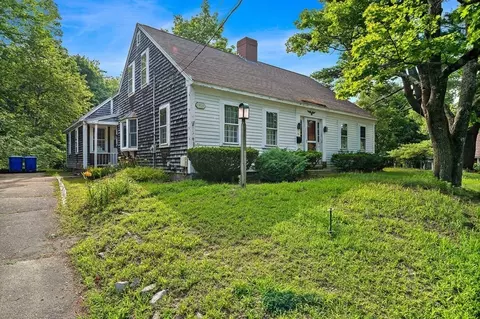 78 Hingham St, Rockland, MA 02370