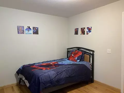 90 Pinecrest Dr, Springfield, MA 01118 photo 9