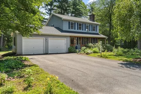 17 Laurin Ln, Easthampton, MA 01027 photo 3