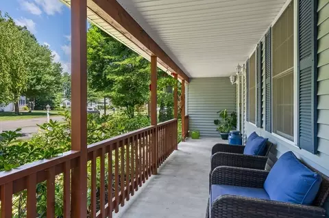 17 Laurin Ln, Easthampton, MA 01027 photo 5
