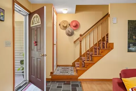 17 Laurin Ln, Easthampton, MA 01027 photo 17