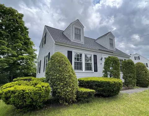 72 S Bowdoin St, Lawrence, MA 01843