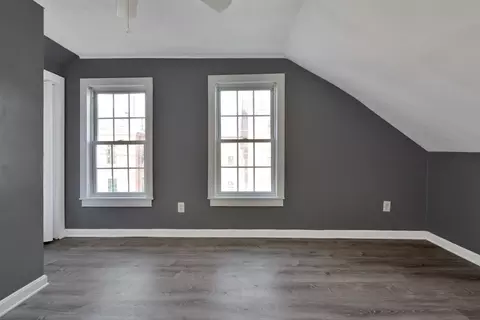 49 Beech St, Lowell, MA 01850 photo 24