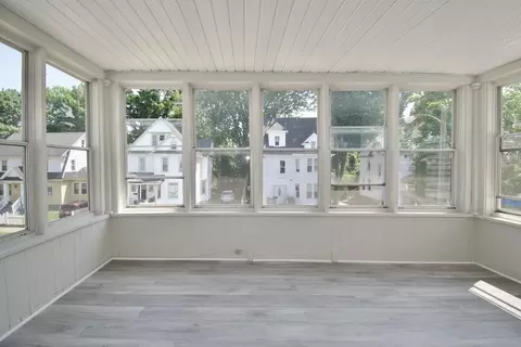 76 Mapledell St, Springfield, MA 01109 photo 24