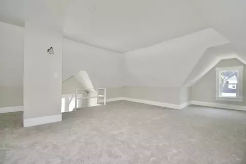 76 Mapledell St, Springfield, MA 01109 photo 28