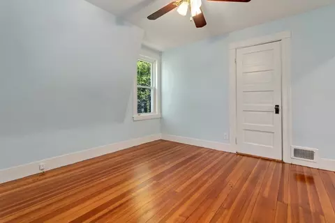 34 Eustis St, Saugus, MA 01906 photo 17
