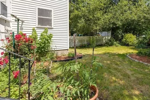 34 Eustis St, Saugus, MA 01906 photo 23
