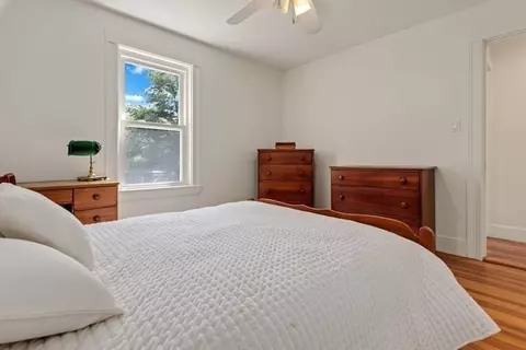 34 Eustis St, Saugus, MA 01906 photo 22