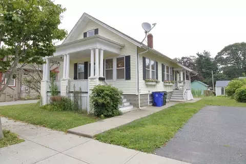 263 Newbury St, Fall River, MA 02720