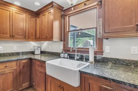 80 Maple St, Sterling, MA 01564 photo 9