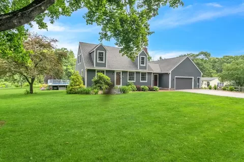80 Maple St, Sterling, MA 01564