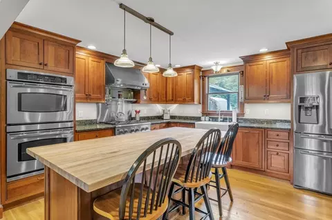 80 Maple St, Sterling, MA 01564 photo 5
