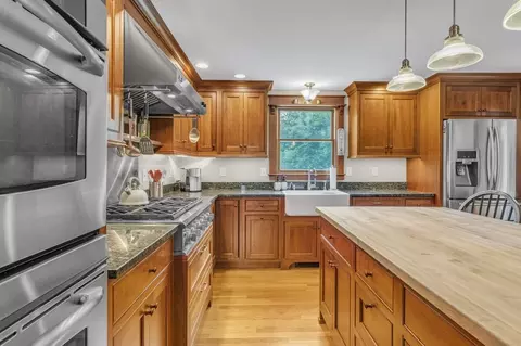 80 Maple St, Sterling, MA 01564 photo 8