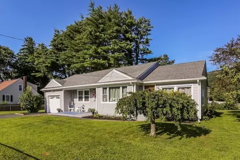 5 Plaza Ave, Easthampton, MA 01027
