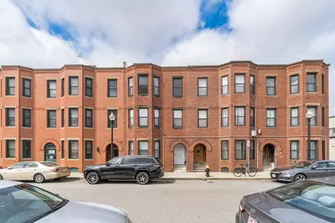 43 Thorndike St #1, Boston, MA 02118