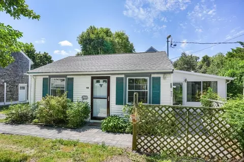 9 Theatre Colony Way # -d, Plymouth, MA 02360