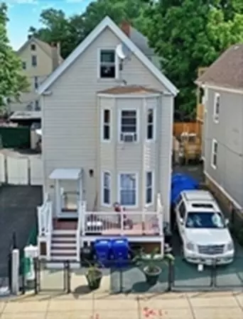 16 Oakwood St, Boston, MA 02124