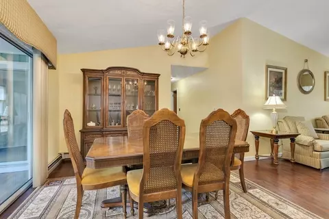 Dining - 140 Thistle Dr, Barnstable, MA 02632 photo 3 of 6