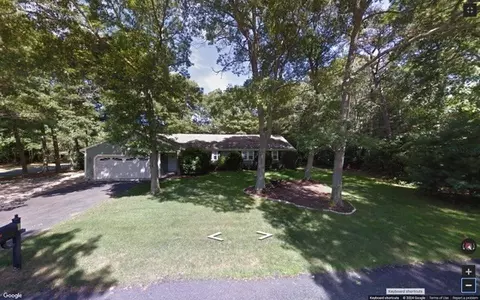Exterior - 140 Thistle Dr, Barnstable, MA 02632 photo 11 of 11