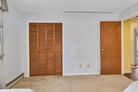 Bedroom - 140 Thistle Dr, Barnstable, MA 02632 photo 3 of 6