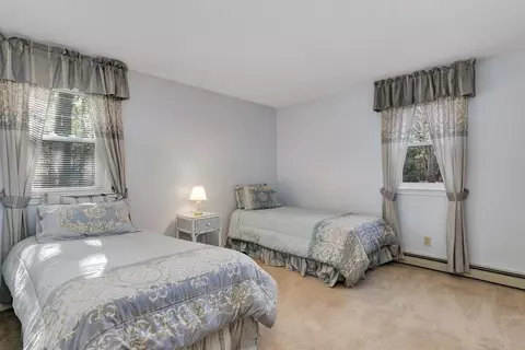 Bedroom - 140 Thistle Dr, Barnstable, MA 02632 photo 2 of 6