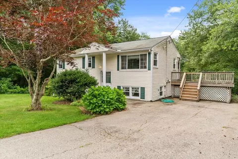 25 Bedford Dr, Grafton, MA 01536
