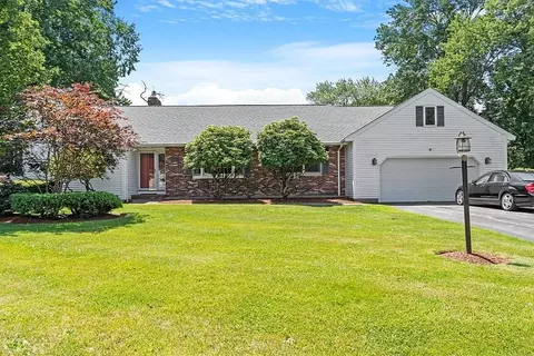 21 Wedgewood Dr, Haverhill, MA 01830