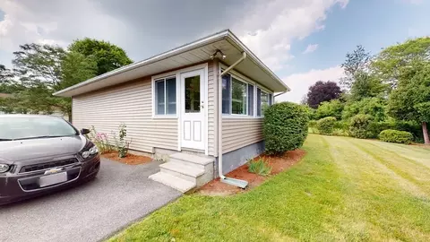 30 Tupelo Rd, Worcester, MA 01606 photo 3