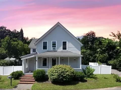 184 Van Buren St, Taunton, MA 02780