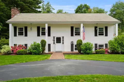 124 Arbor St, Lunenburg, MA 01462