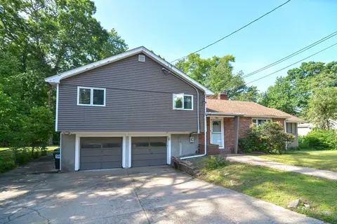 25 Arrow Rd, Norton, MA 02766