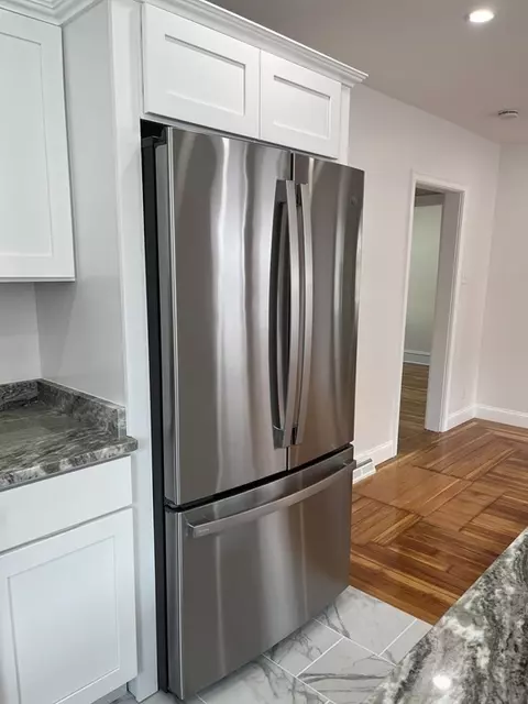240 Chestnut St, Fall River, MA 02720 photo 17