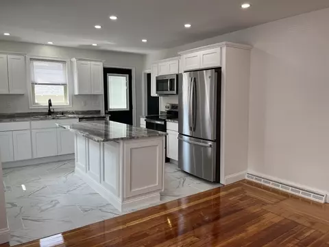 240 Chestnut St, Fall River, MA 02720 photo 16