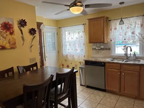 15 Conrad St, Chicopee, MA 01013 photo 20