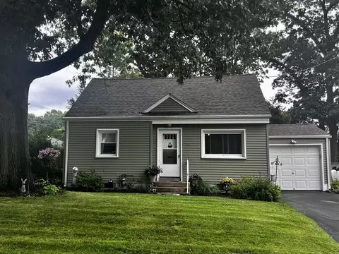 15 Conrad St, Chicopee, MA 01013 photo 1