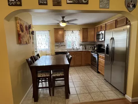 15 Conrad St, Chicopee, MA 01013 photo 7