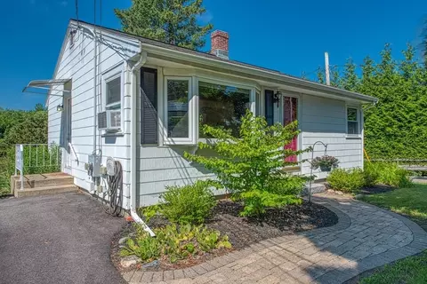 380 Spring St, West Bridgewater, MA 02379