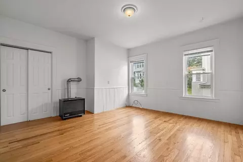 34 Kilburn St, Fall River, MA 02724 photo 7