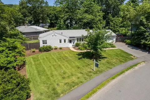 2 Elwin Rd, Natick, MA 01760