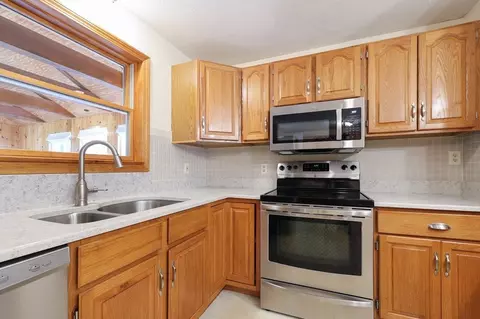 218 Lower Gore Rd, Webster, MA 01570 photo 4