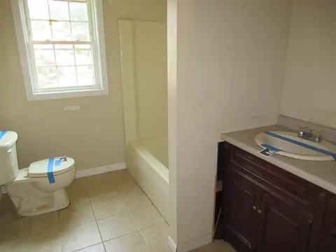 143 Draper St, Springfield, MA 01108 photo 14