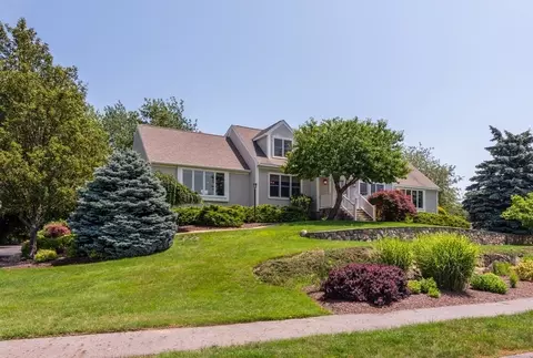23 Castle View Dr, Gloucester, MA 01930 photo 5