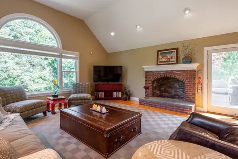 23 Castle View Dr, Gloucester, MA 01930 photo 16