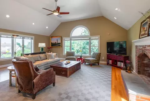 23 Castle View Dr, Gloucester, MA 01930 photo 15