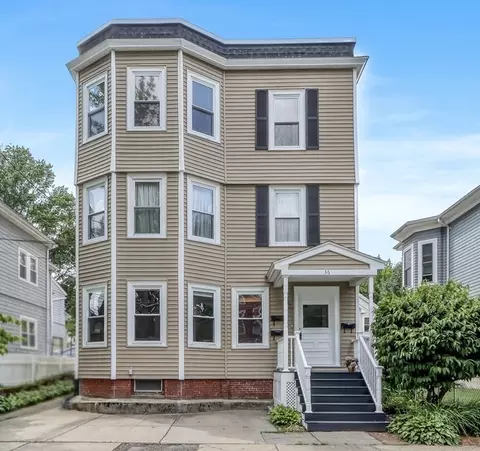 36 Henshaw St #1, Newton, MA 02465