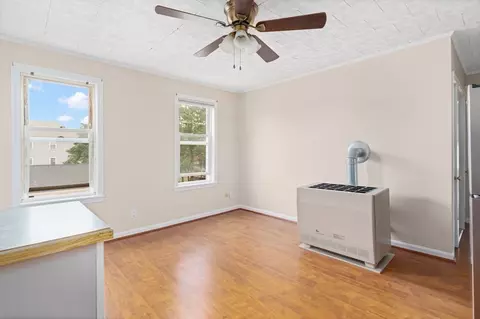915 Walnut St, Fall River, MA 02720 photo 5